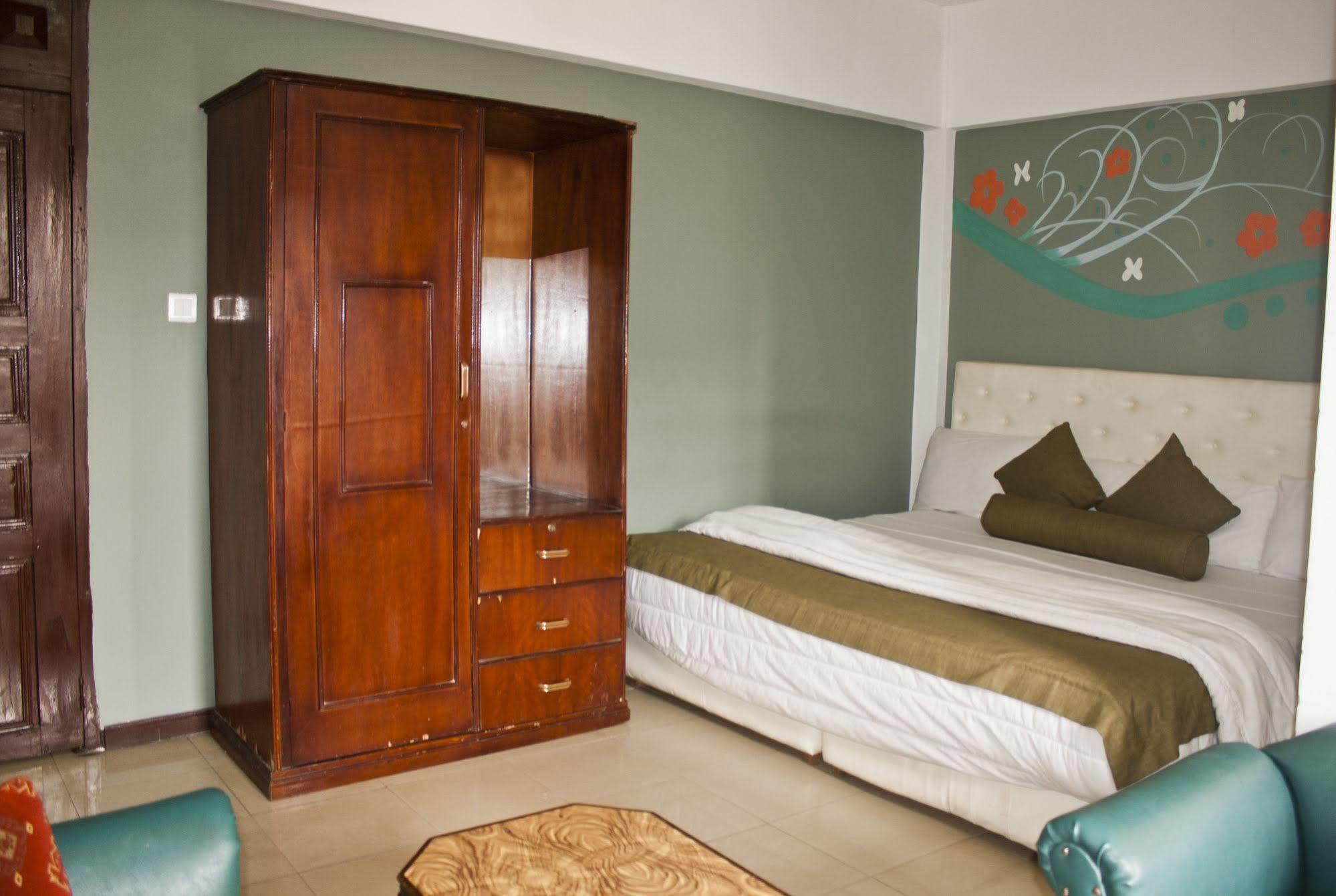 Niagara Hotel Accra Luaran gambar