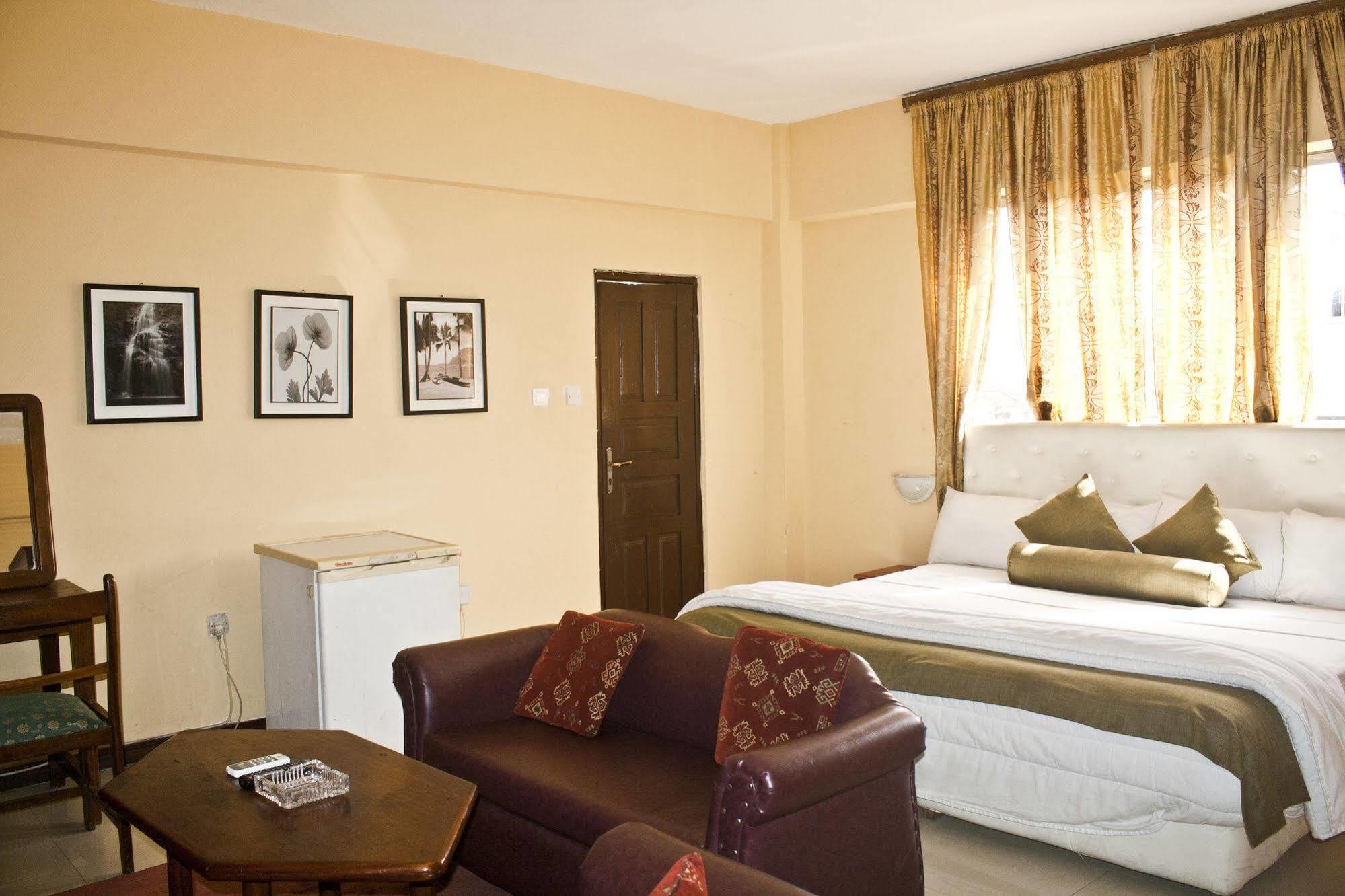 Niagara Hotel Accra Luaran gambar